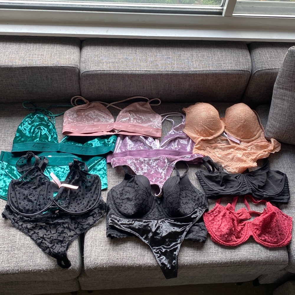 Lot of 13 victoria secret sets and bras